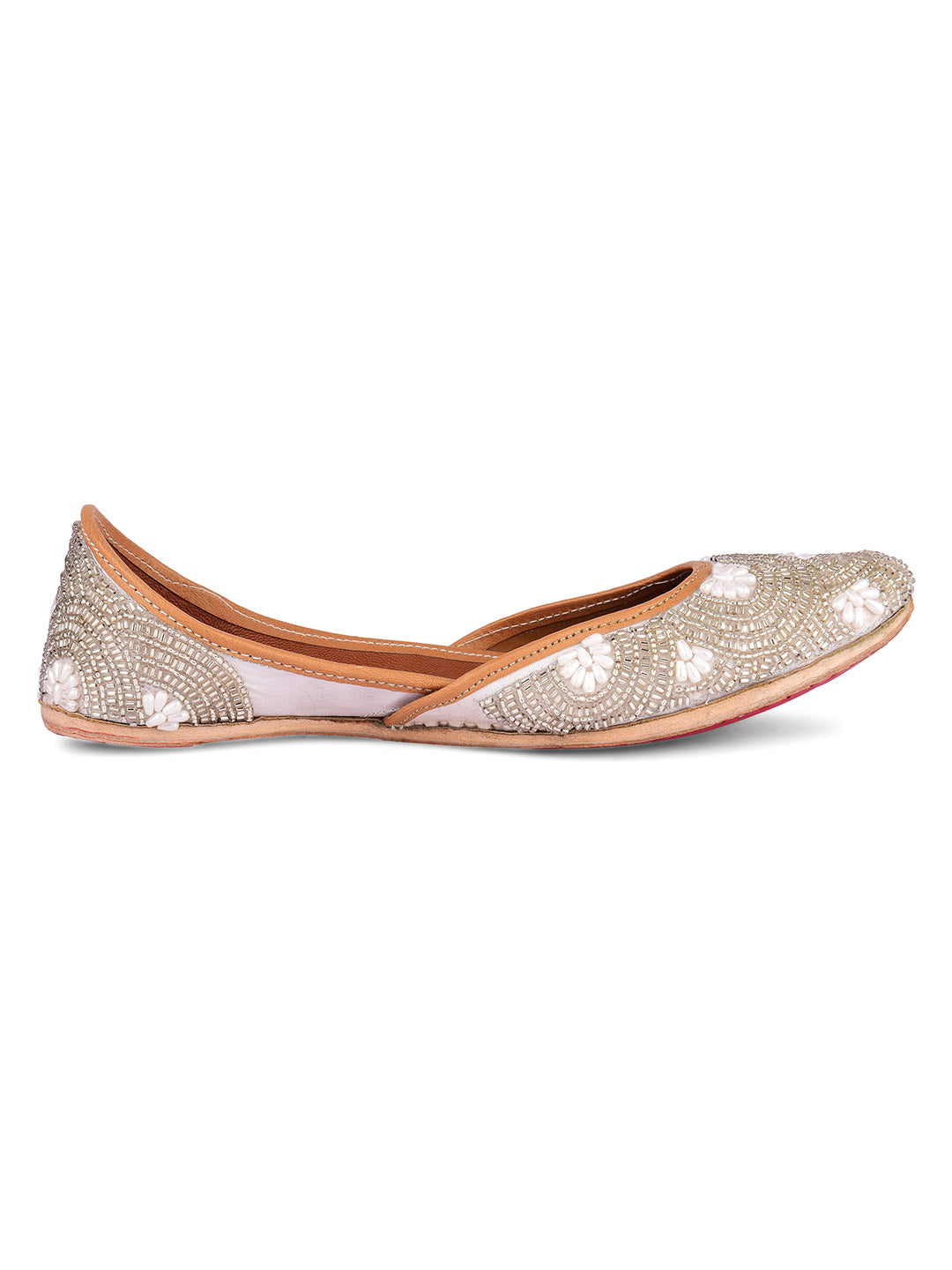DESI COLOUR Women Silver Ethnic Punjabi Jutti