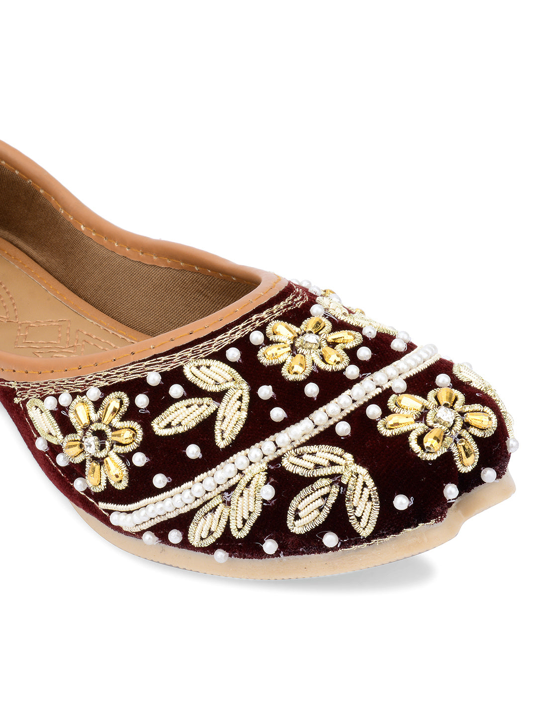 DESI COLOUR Women Maroon Ethnic Punjabi Jutti