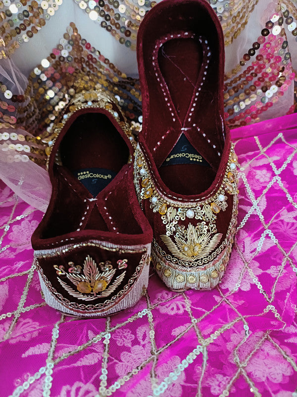 Handcrafted juttis, heels, bellies, flats, and mules for weddings, festivals, and daily wear – DESI COLOUR