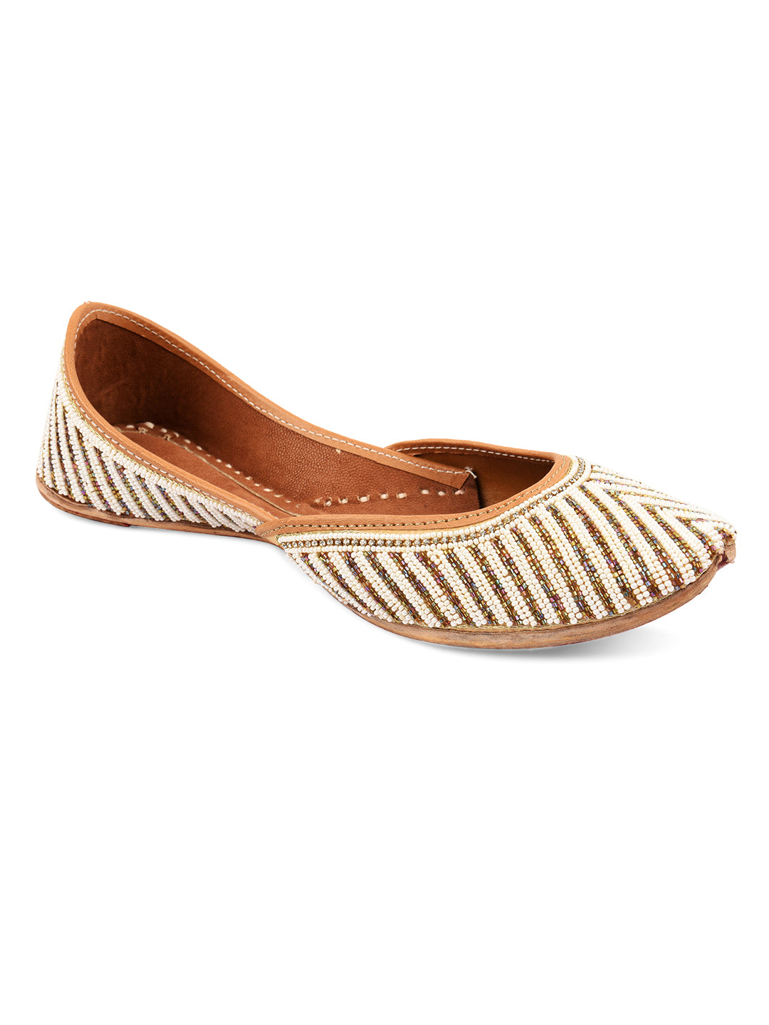 DESI COLOUR Women Cream-Coloured Embellished Leather Mojaris