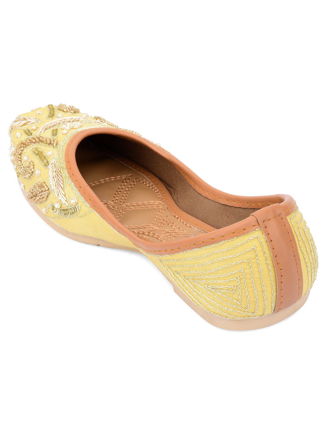 DESI COLOUR Women Gold-Toned White Dabka Mojaris