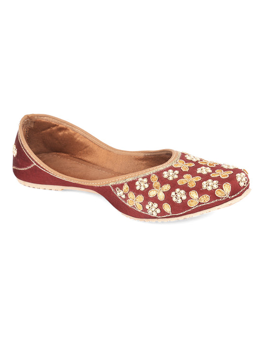 Women Maroon Embellished Mojaris