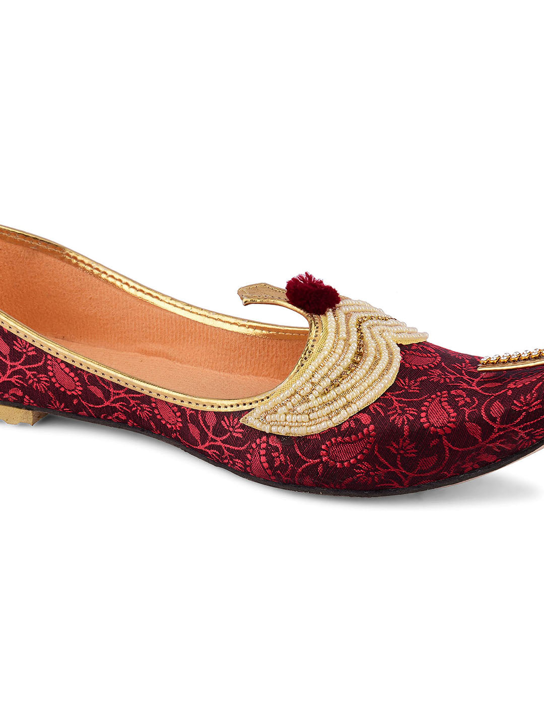 DESI COLOUR Men Maroon Mojaris