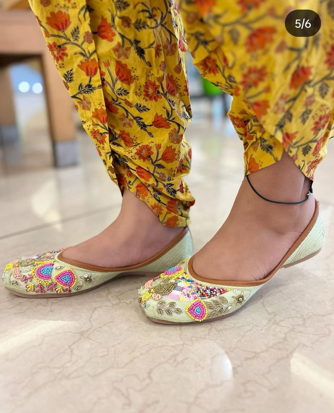 DESI COLOUR WOMEN ETHNIC FOOTWEAR