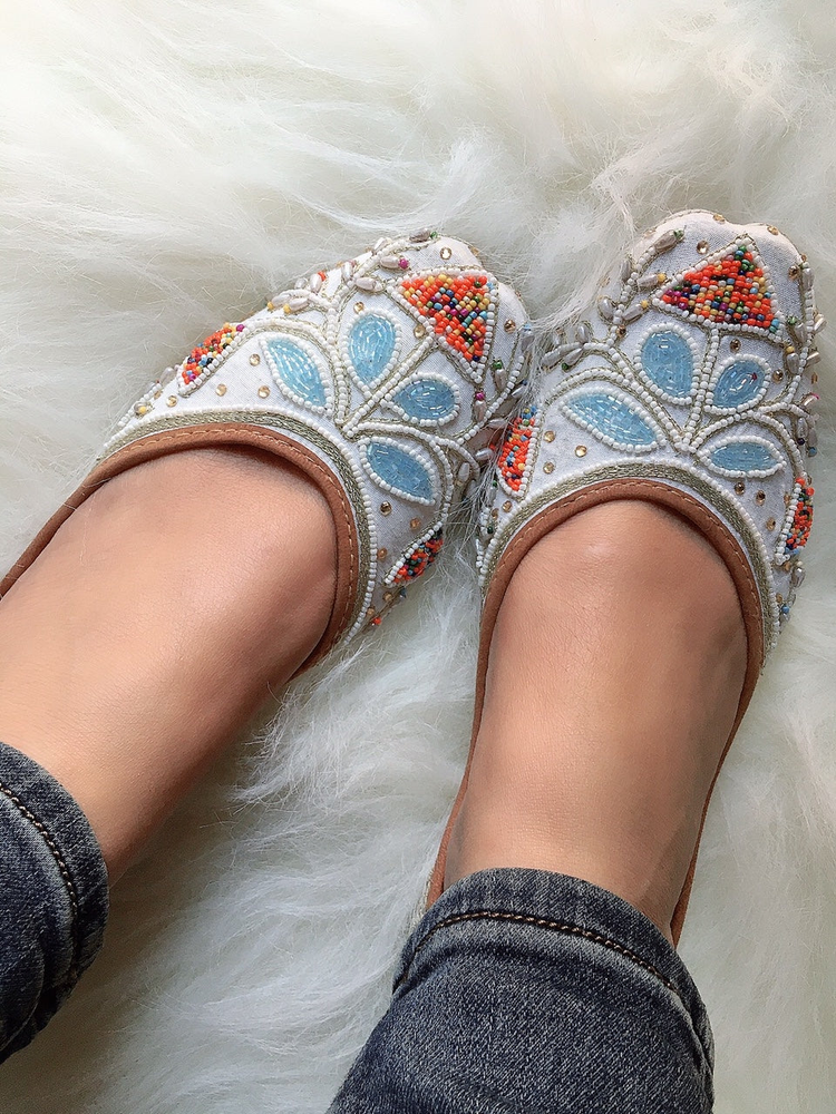 Women Wedding Juttis