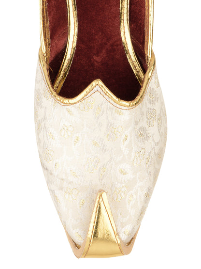 DESI COLOUR Mens Off White Ethnic Footwear/Punjabi Jutti
