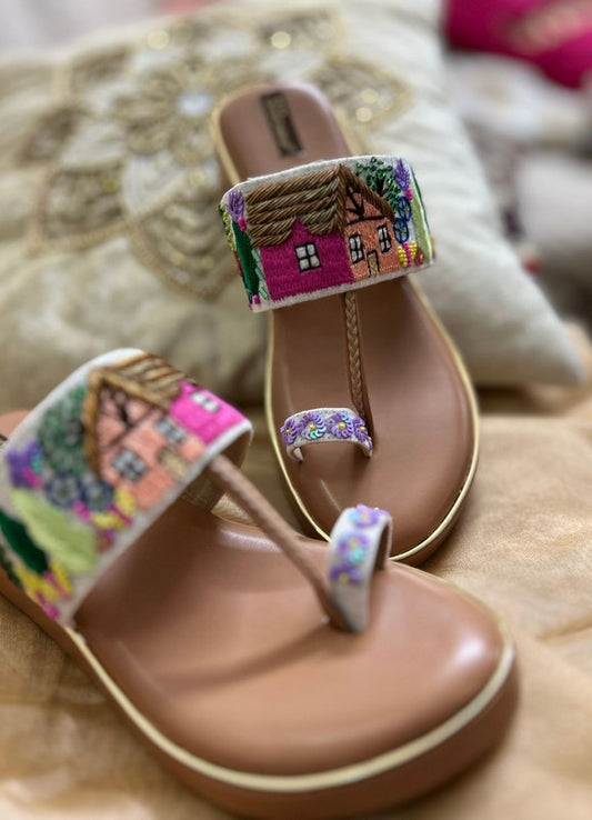 Handcrafted juttis, heels, bellies, flats, and mules for weddings, festivals, and daily wear – DESI COLOUR