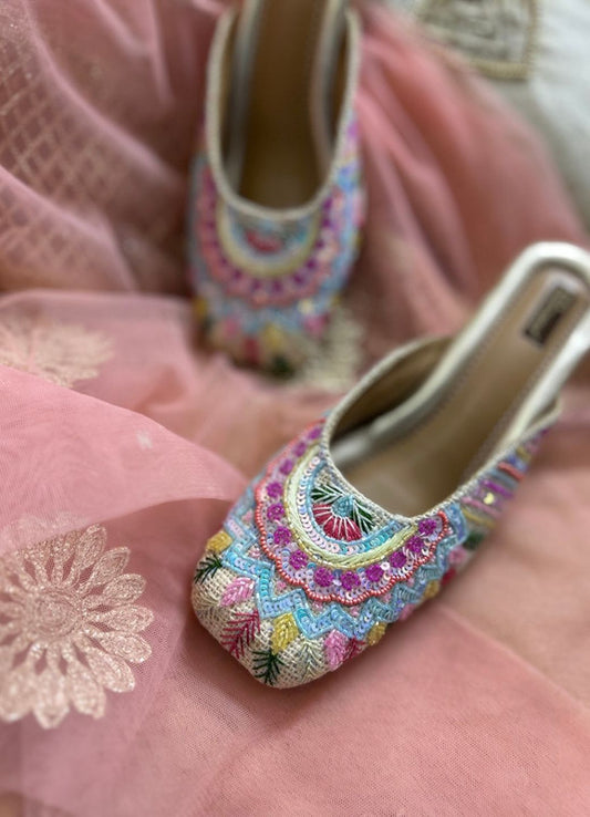 Handcrafted juttis, heels, bellies, flats, and mules for weddings, festivals, and daily wear – DESI COLOUR