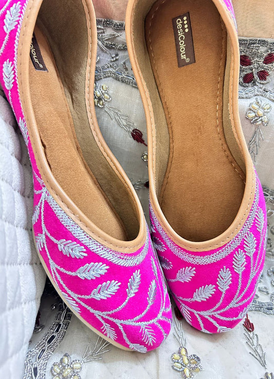 Handcrafted juttis, heels, bellies, flats, and mules for weddings, festivals, and daily wear – DESI COLOUR