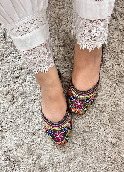 Handcrafted juttis, heels, bellies, flats, and mules for weddings, festivals, and daily wear – DESI COLOUR
