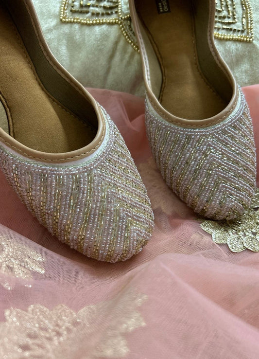 Handcrafted juttis, heels, bellies, flats, and mules for weddings, festivals, and daily wear – DESI COLOUR