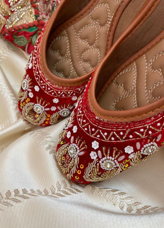 Handcrafted juttis, heels, bellies, flats, and mules for weddings, festivals, and daily wear – DESI COLOUR