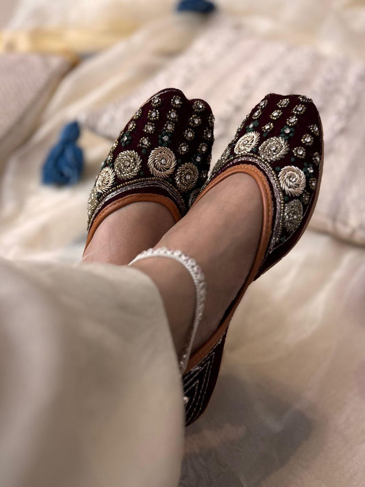 Maroon Dabka work Mojari