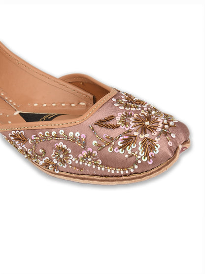 Dusty Pink Shade Dabka Work & Premium Mojari for Women