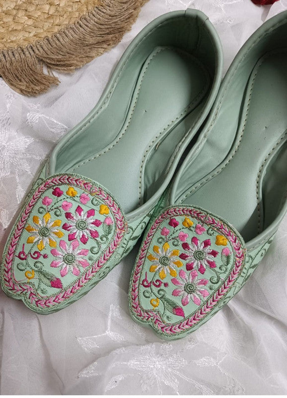 Handcrafted juttis, heels, bellies, flats, and mules for weddings, festivals, and daily wear – DESI COLOUR