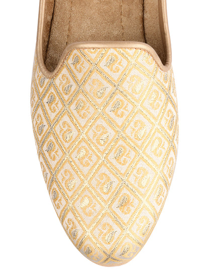 DESI COLOUR Mens Gold Ethnic Footwear/Punjabi Jutti