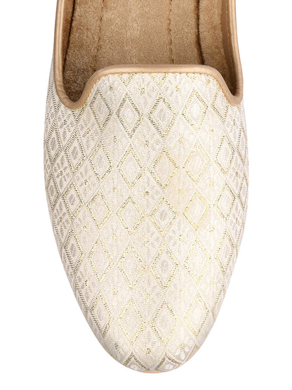 DESI COLOUR Mens Gold Ethnic Footwear/Punjabi Jutti