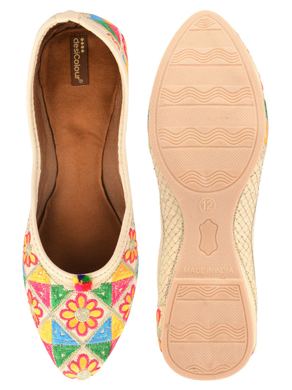 DESI COLOUR Women Off White Ethnic Punjabi Jutti