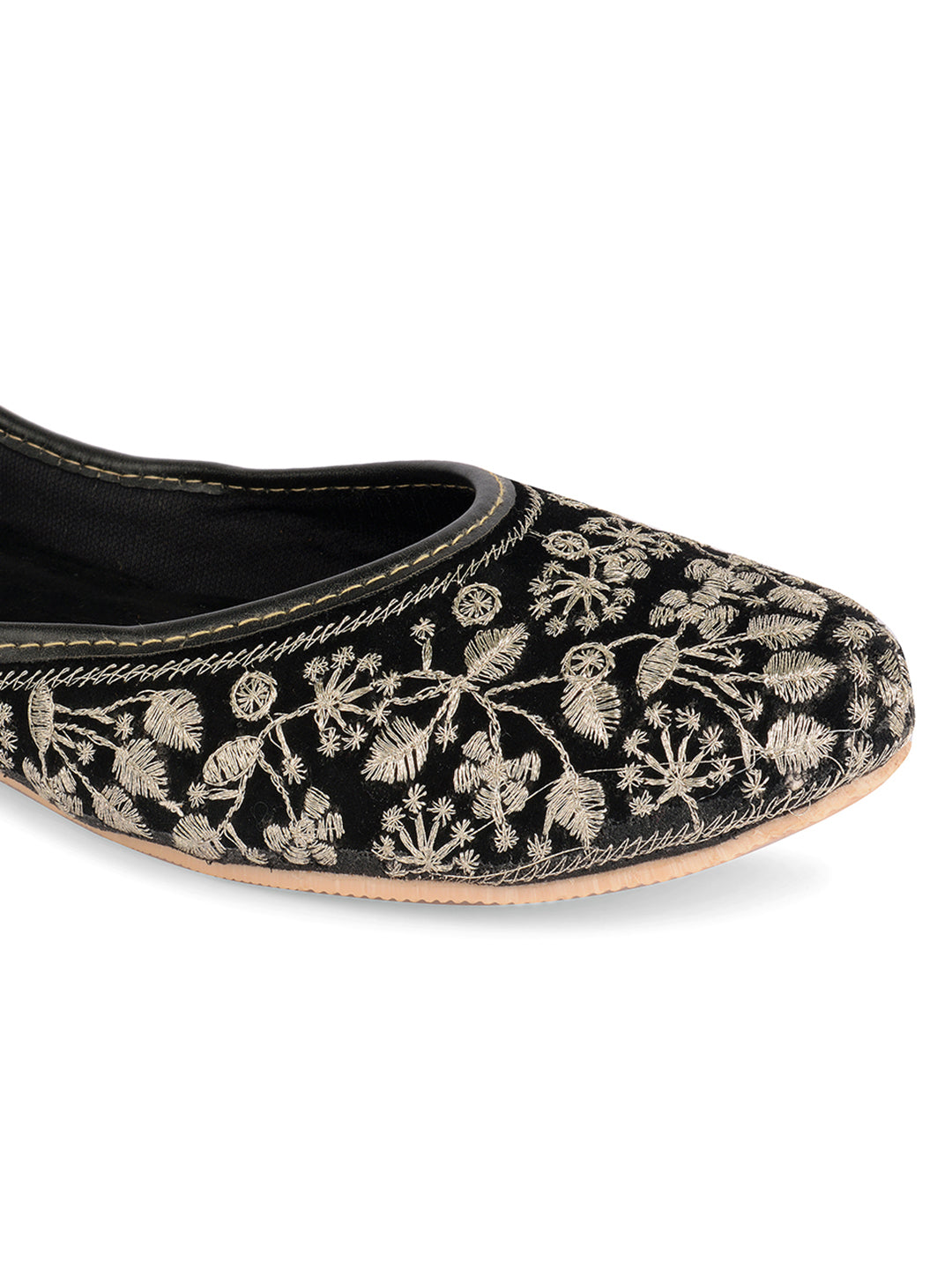 DESI COLOUR Women Black Ethnic Punjabi Jutti
