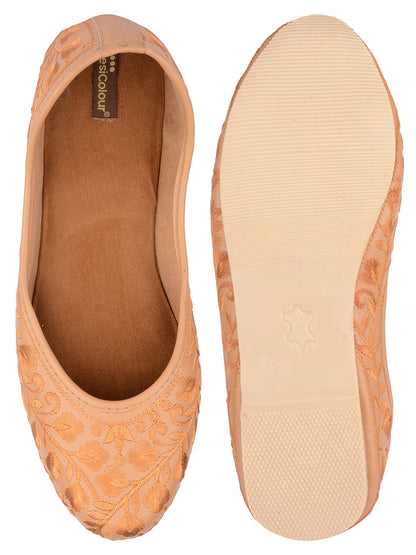 DESI COLOUR Women Tan Ethnic Punjabi Jutti