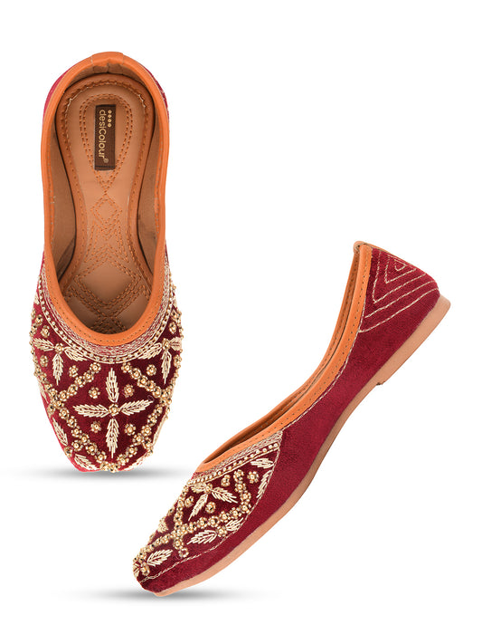 DESI COLOUR Women Maroon Ethnic Punjabi Jutti