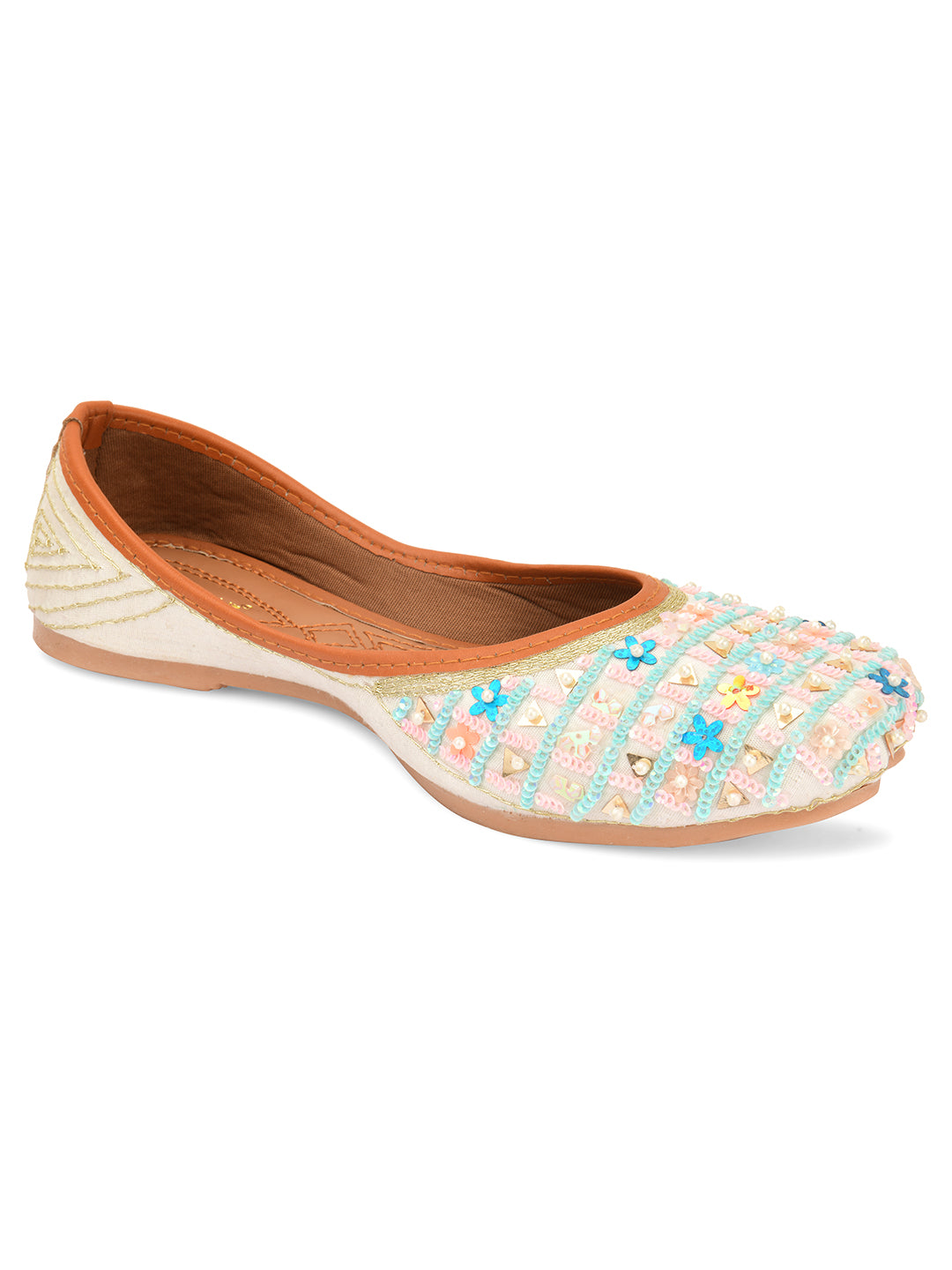 DESI COLOUR Women Off White Ethnic Punjabi Jutti
