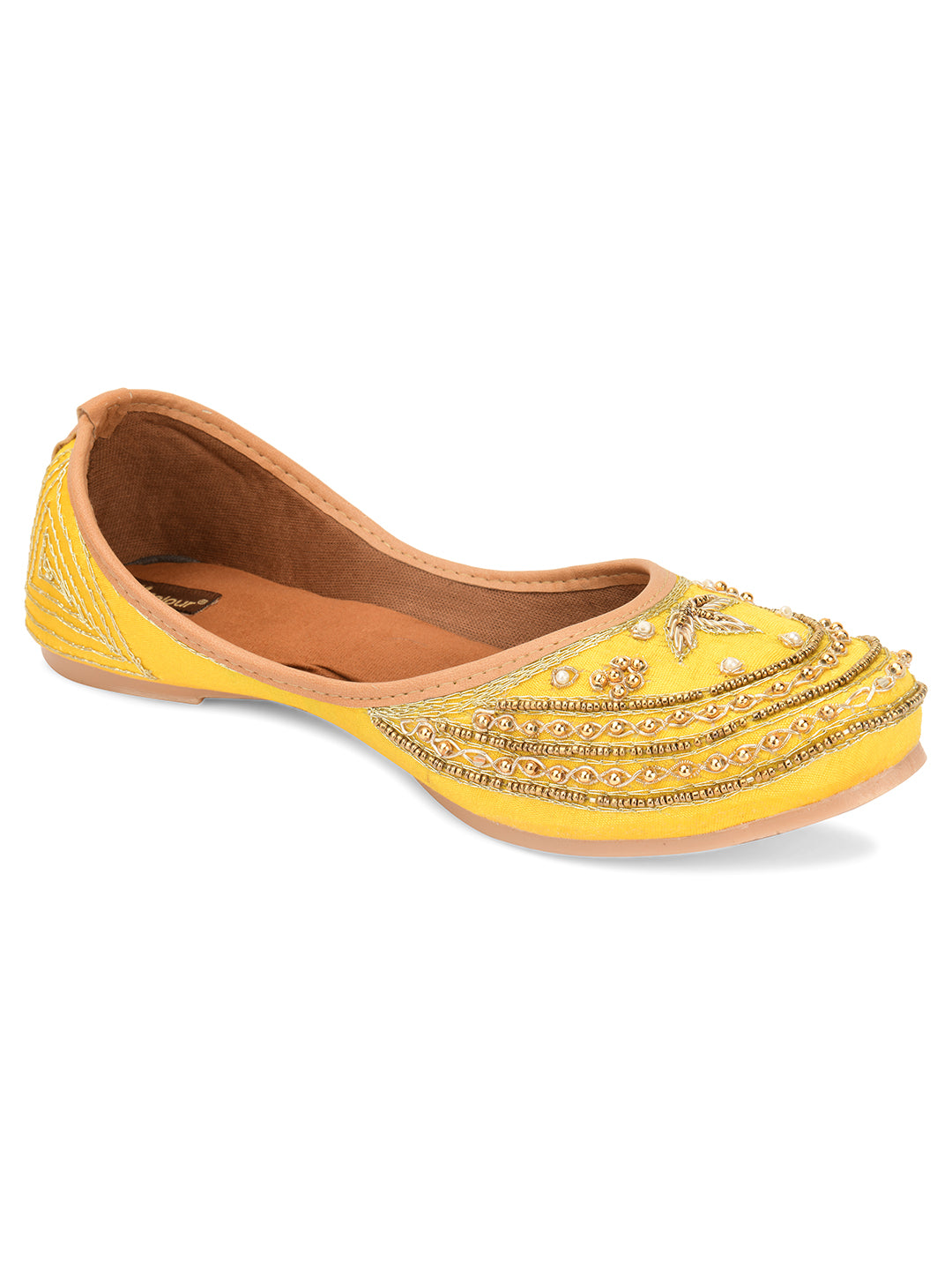 DESI COLOUR Women Yellow Ethnic Punjabi Jutti
