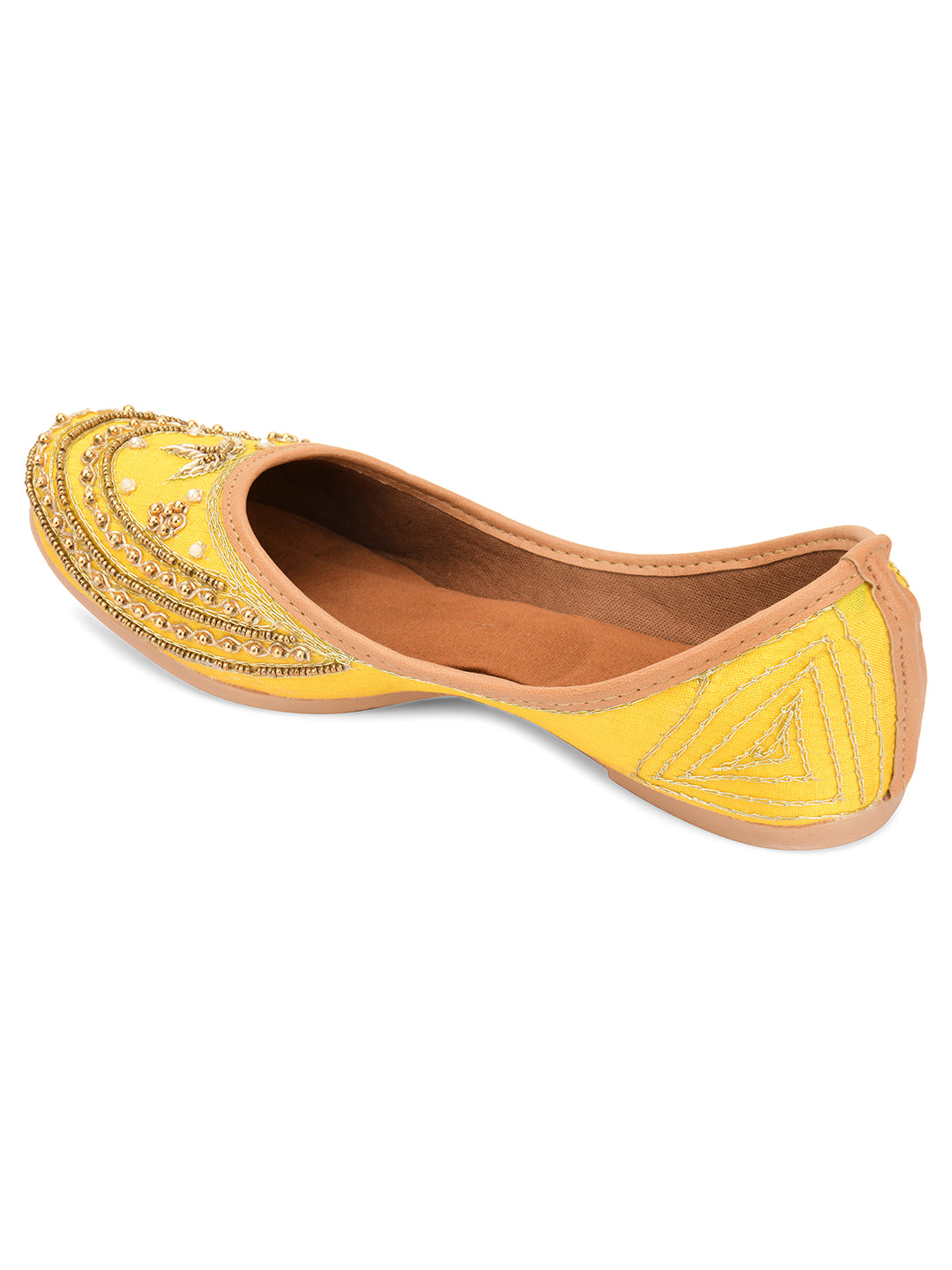 DESI COLOUR Women Yellow Ethnic Punjabi Jutti