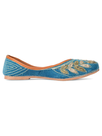 DESI COLOUR Women Teal Ethnic Punjabi Jutti