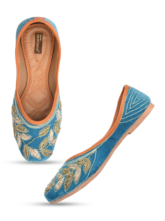 DESI COLOUR Women Teal Ethnic Punjabi Jutti