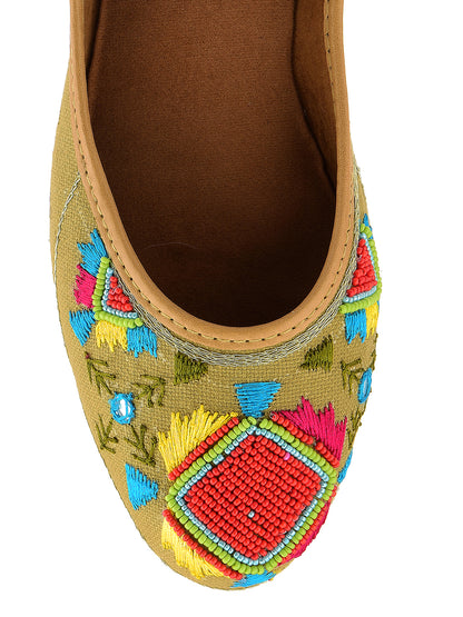DESI COLOUR Women Olive Ethnic Punjabi Jutti
