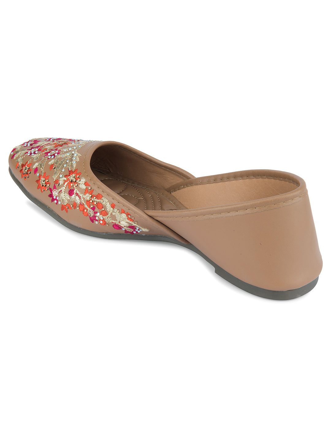 DESI COLOUR Women Tan Ethnic Punjabi Jutti