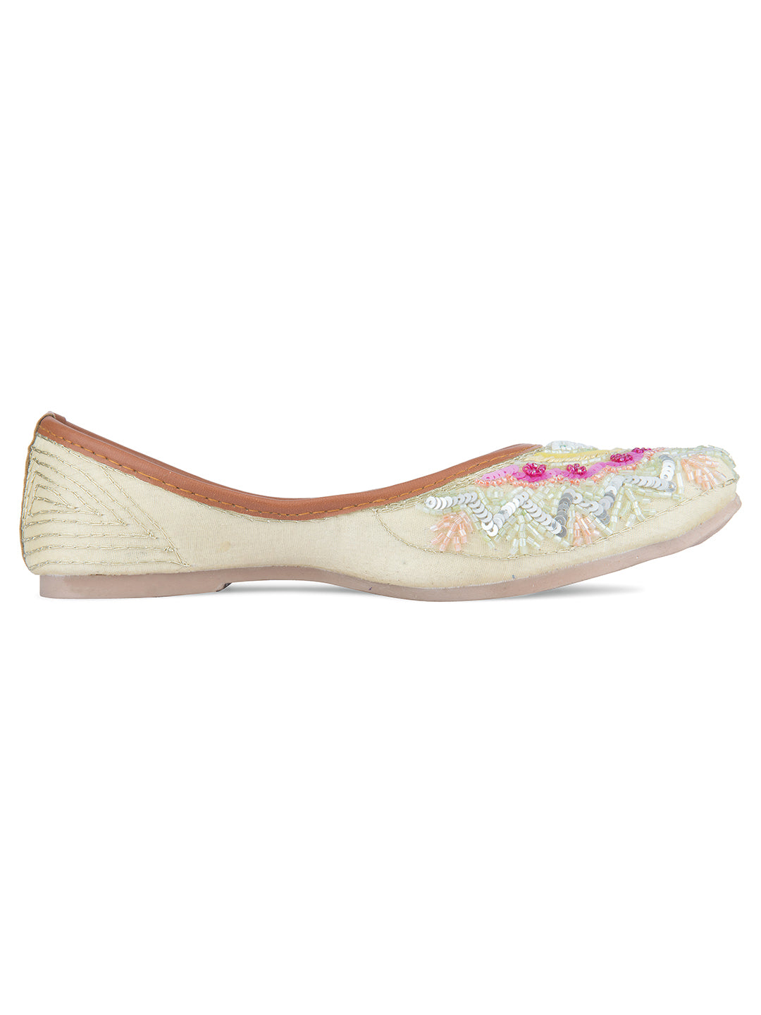 DESI COLOUR Women Off White Ethnic Punjabi Jutti