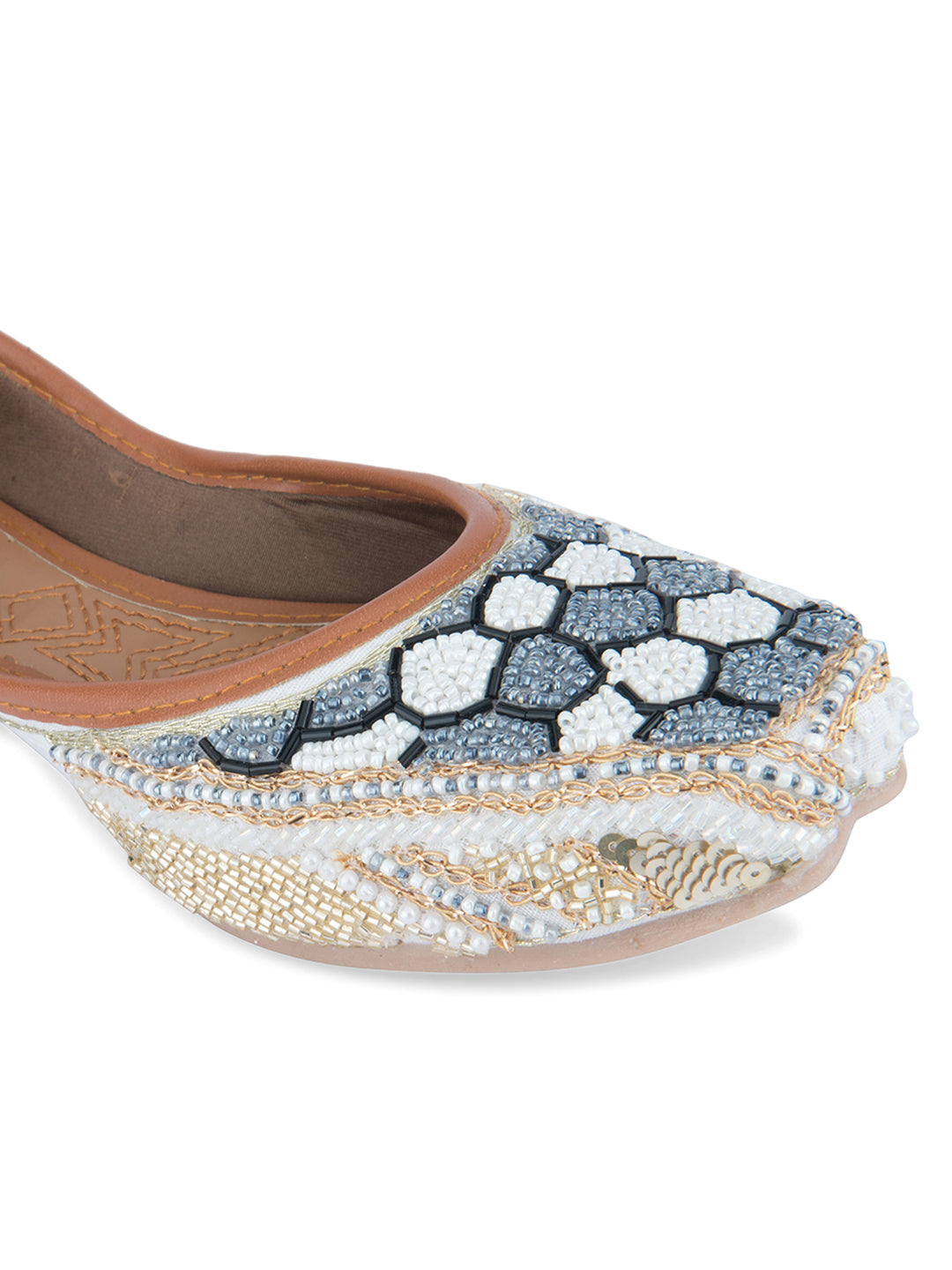 DESI COLOUR Women Grey Ethnic Punjabi Jutti