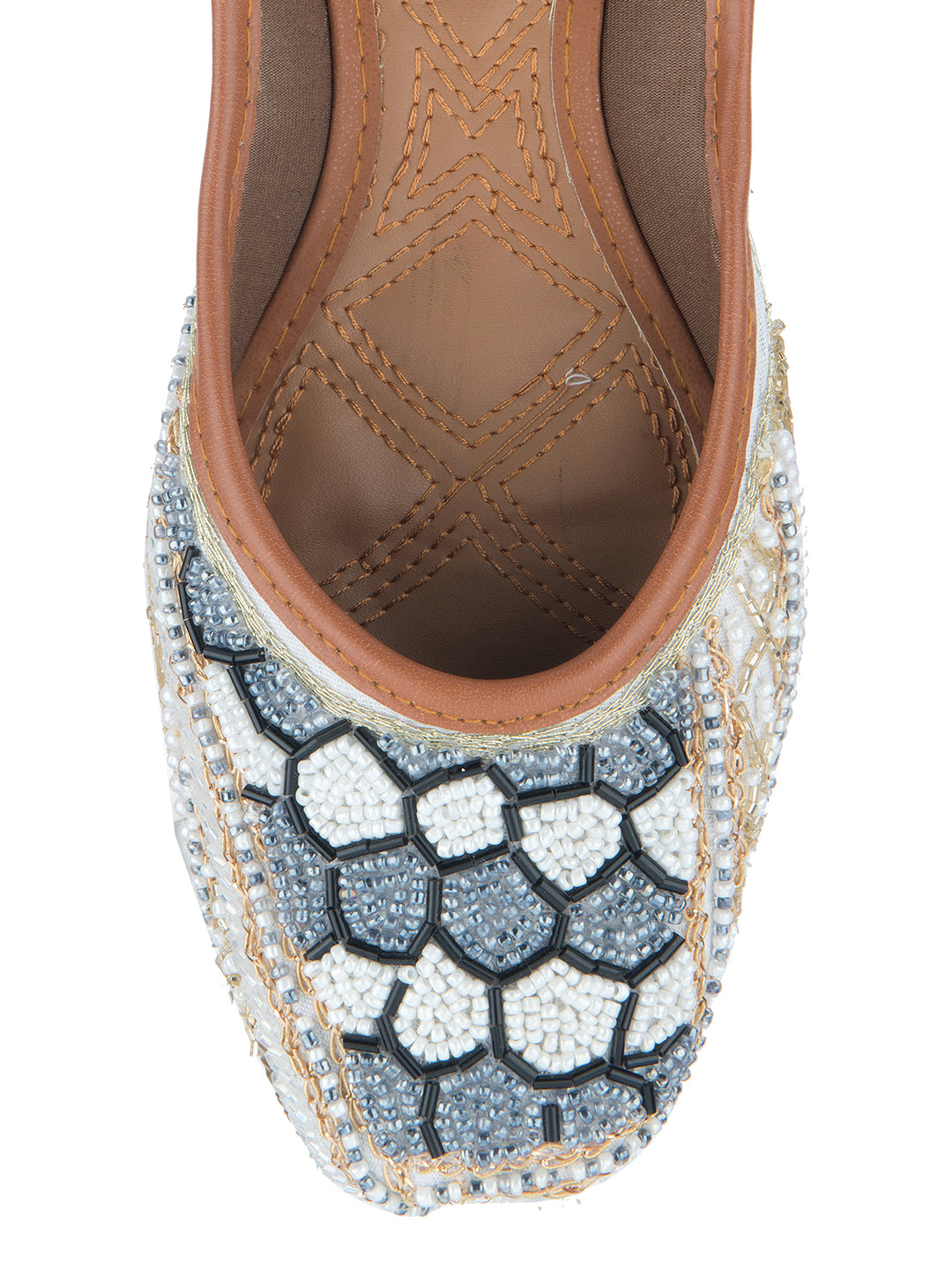 DESI COLOUR Women Grey Ethnic Punjabi Jutti