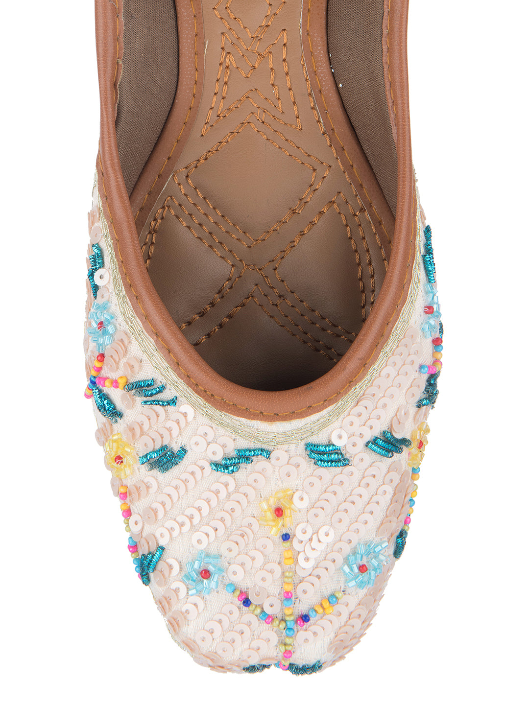 DESI COLOUR Women Off White Ethnic Punjabi Jutti