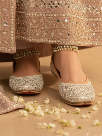 Women White Ethnic Mojaris Flats