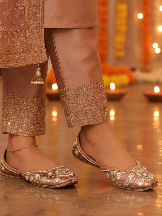 Dusty Pink Shade Dabka Work & Premium Mojari for Women
