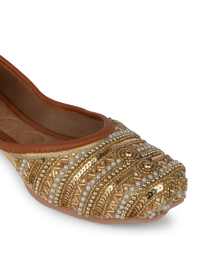 Handcrafted juttis, heels, bellies, flats, and mules for weddings, festivals, and daily wear – DESI COLOUR