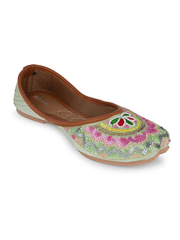 Handcrafted juttis, heels, bellies, flats, and mules for weddings, festivals, and daily wear – DESI COLOUR