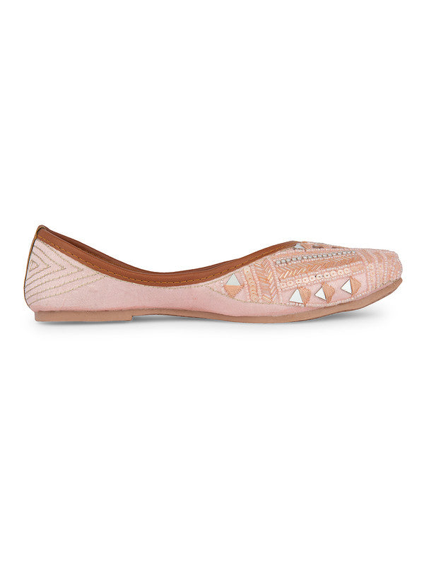 Handcrafted juttis, heels, bellies, flats, and mules for weddings, festivals, and daily wear – DESI COLOUR