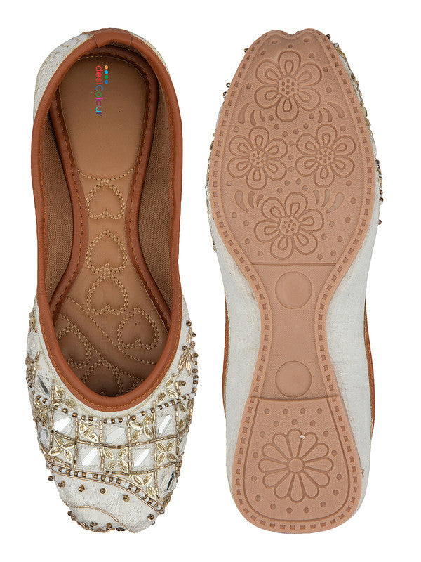 Handcrafted juttis, heels, bellies, flats, and mules for weddings, festivals, and daily wear – DESI COLOUR