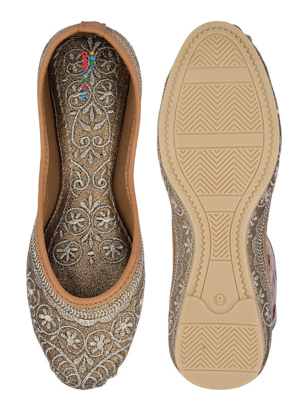 Handcrafted juttis, heels, bellies, flats, and mules for weddings, festivals, and daily wear – DESI COLOUR
