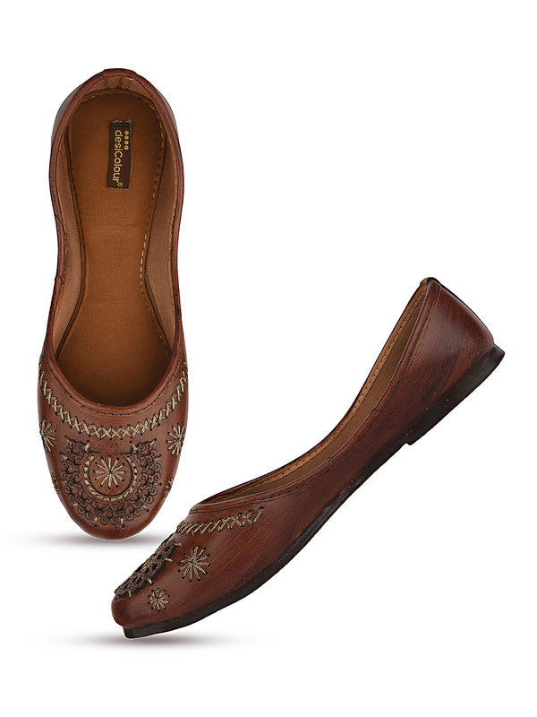 Handcrafted juttis, heels, bellies, flats, and mules for weddings, festivals, and daily wear – DESI COLOUR
