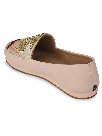 Handcrafted juttis, heels, bellies, flats, and mules for weddings, festivals, and daily wear – DESI COLOUR