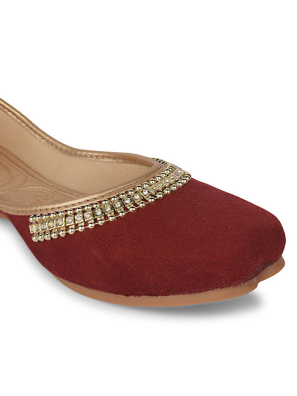 Handcrafted juttis, heels, bellies, flats, and mules for weddings, festivals, and daily wear – DESI COLOUR
