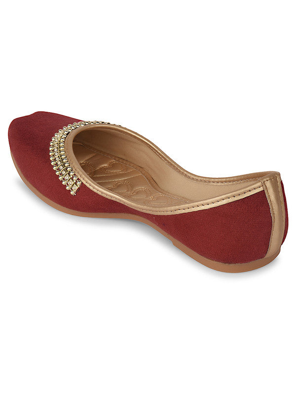 Handcrafted juttis, heels, bellies, flats, and mules for weddings, festivals, and daily wear – DESI COLOUR