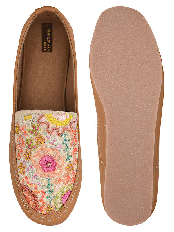 Handcrafted juttis, heels, bellies, flats, and mules for weddings, festivals, and daily wear – DESI COLOUR
