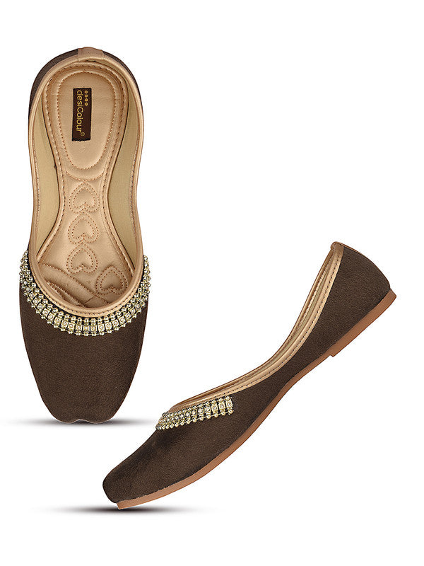 Handcrafted juttis, heels, bellies, flats, and mules for weddings, festivals, and daily wear – DESI COLOUR
