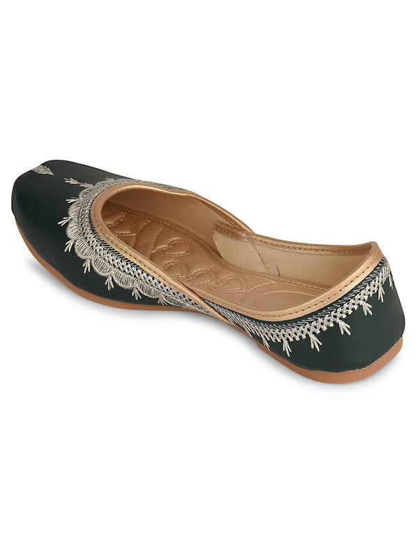 Handcrafted juttis, heels, bellies, flats, and mules for weddings, festivals, and daily wear – DESI COLOUR